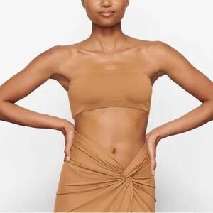 SKIMS SWIM BANDEAU BIKINI TOP I ALMOND